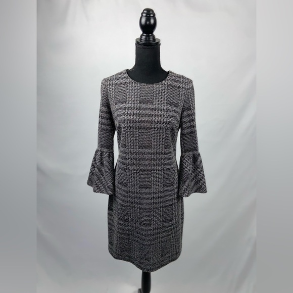 Calvin Klein Dresses & Skirts - Calvin Klein dress Belle sleeves Size 10 Gray& Black